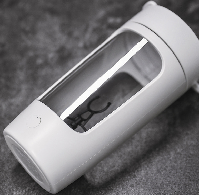 Portable Automatic Mixing Bottle